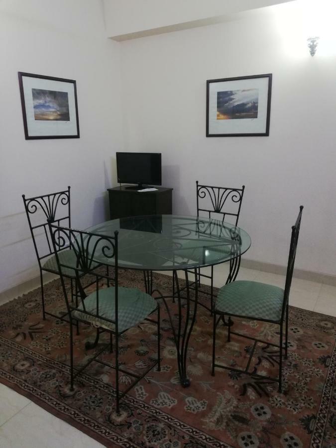 Ambrosia Guest House Dhaka Exteriör bild