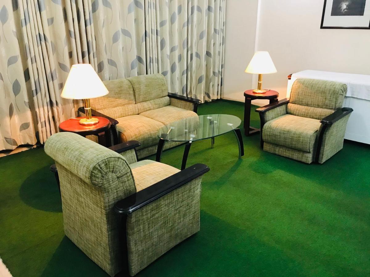 Ambrosia Guest House Dhaka Exteriör bild